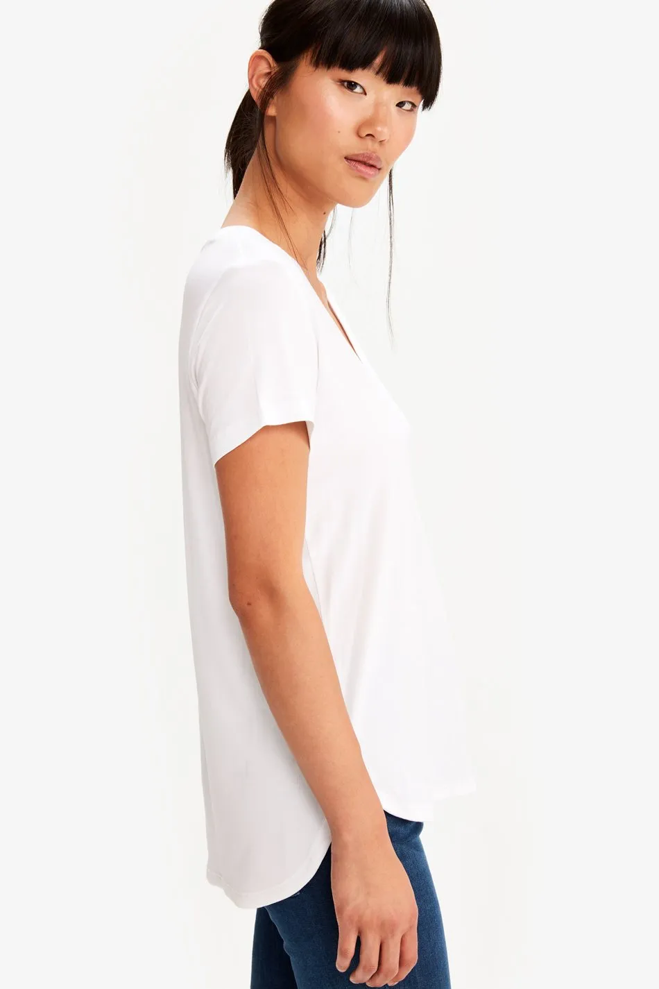 AGDA V-NECK TEE SHIRT