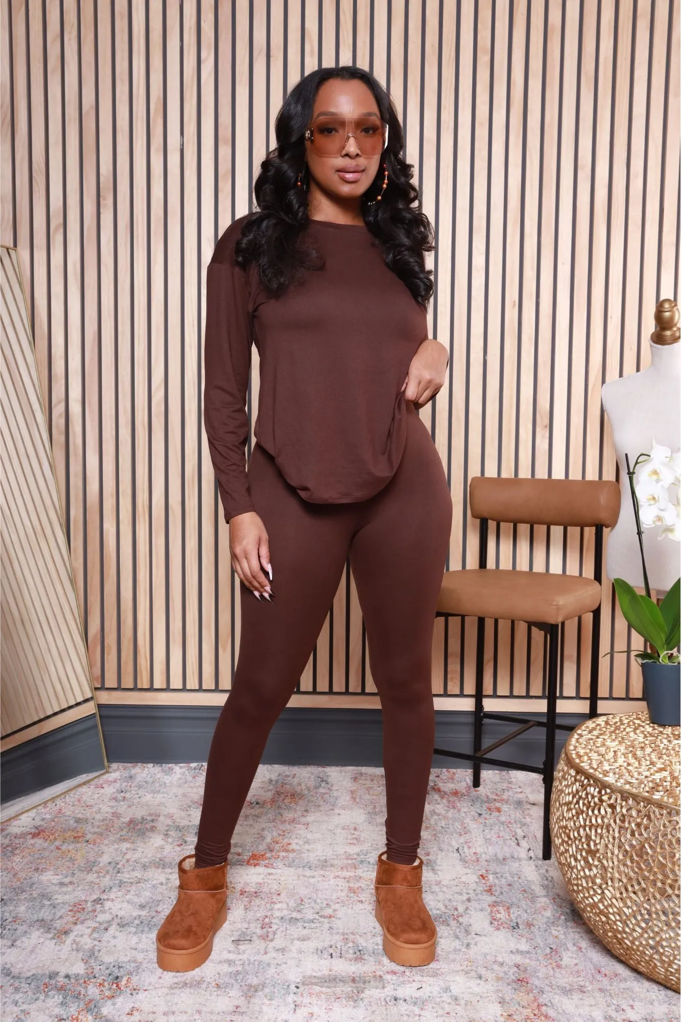 Fit The Vibe. Crewneck Legging Set - Chocolate Brown