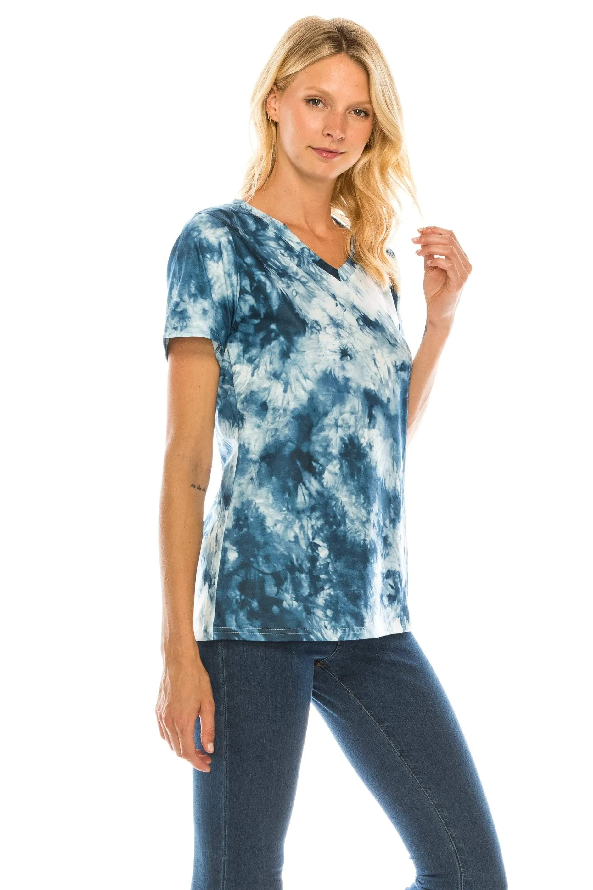 Haute Edition Women's V Neck Tie Dye Prints Tee