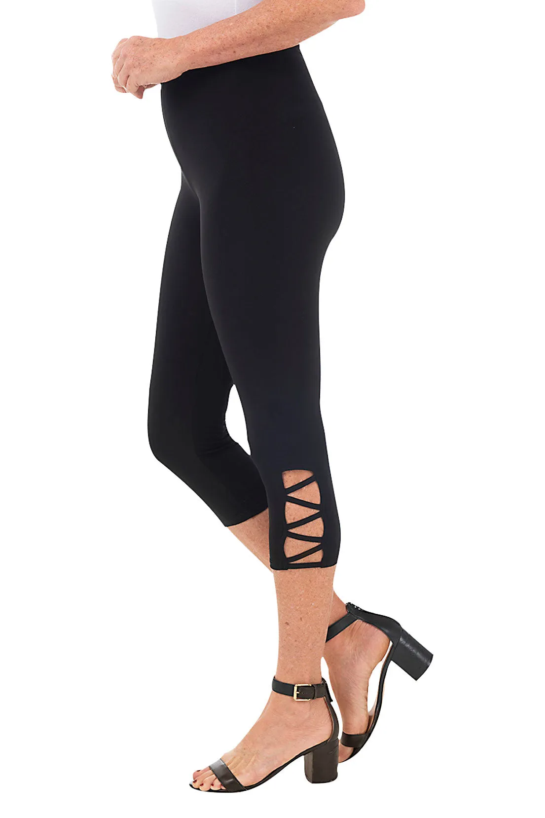 Lattice Hem Capri Legging