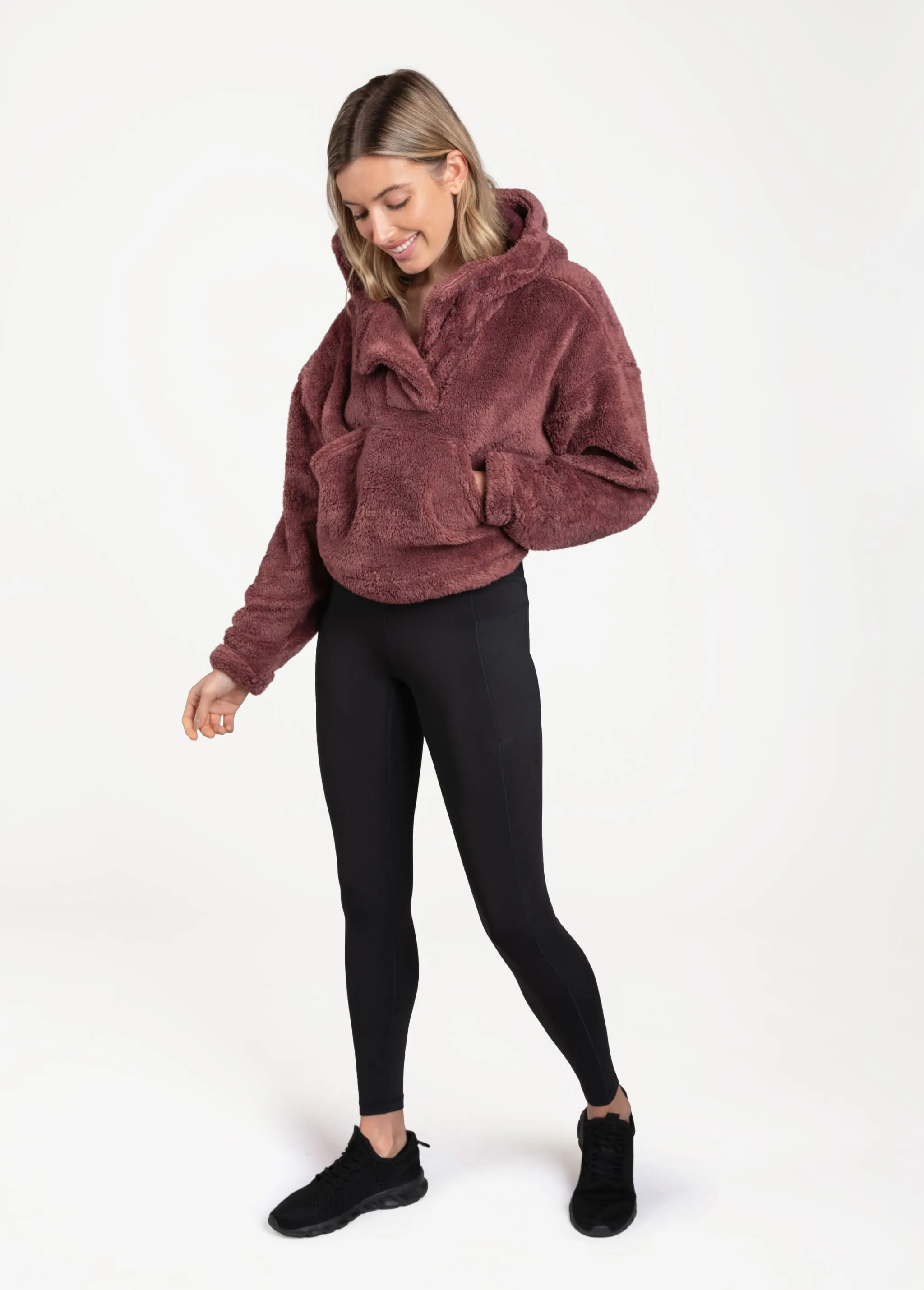 Yanali Fleece Cropped Hoodie